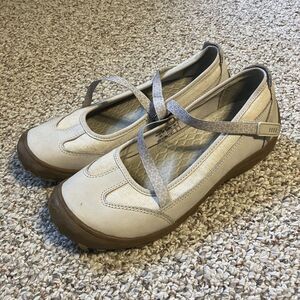 Lands End Womens Mary Jane Walking Shoes Size 8 B Tan Suede Z Strap Comfort Walk